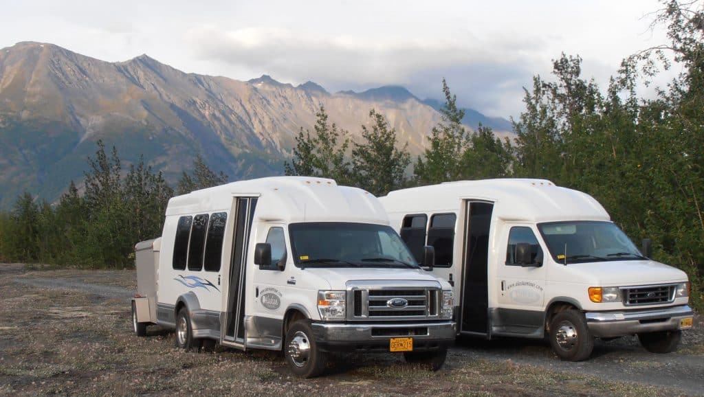 Alaskan Tour Guides buses
