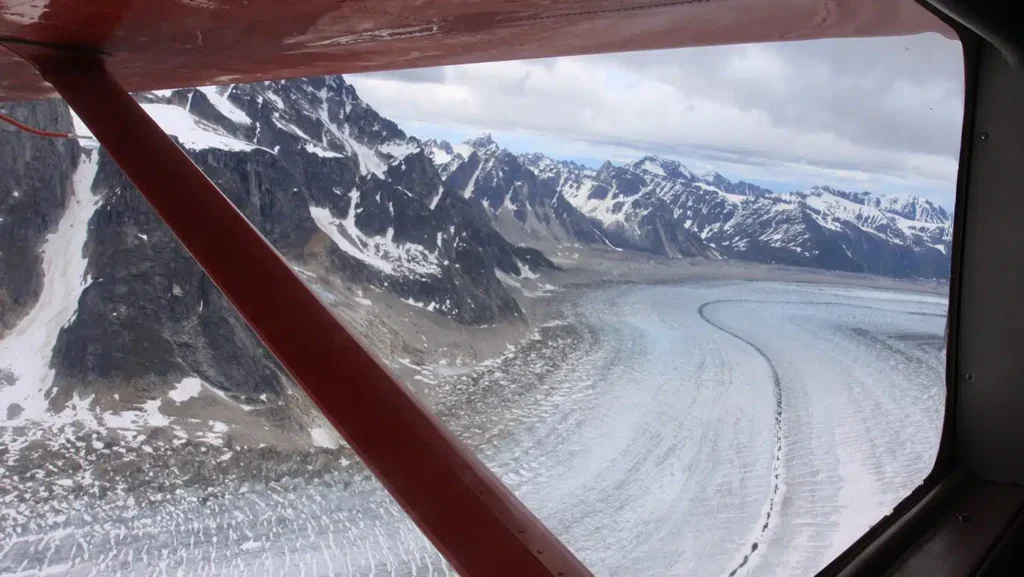 Glacier flight